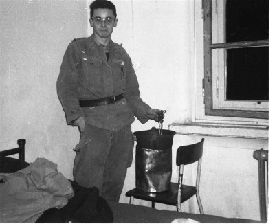 dans la chambre (Medium).jpg