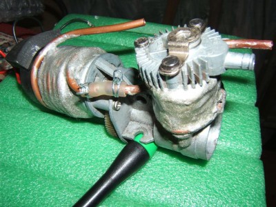 le compresseur avec son refroidissement (Large).JPG (155.69 Kio) Consulté 4061 fois le compresseur avec son serpentin