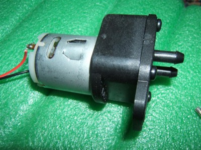 la pompe à engrenages (Large).JPG (166.35 Kio) Consulté 4061 fois la pompe à engrenage avec l'axe modifié