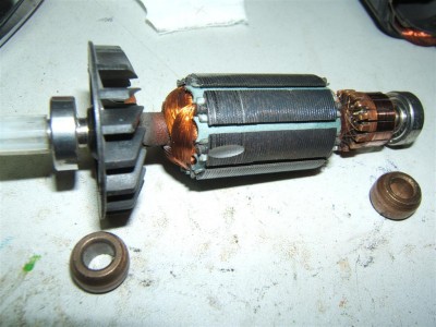 les bagues et les roulements en place