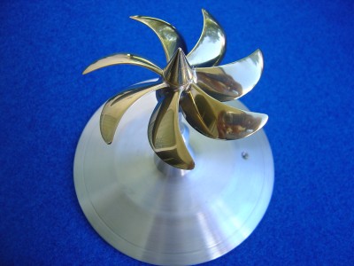 Hélice fabriquée par Guy Boniface : Ca laisse sans voix !!!