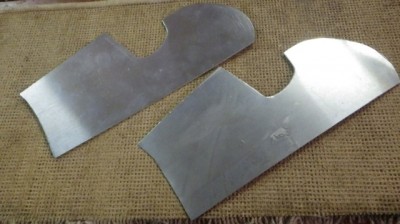 puis découpe de deux feuilles de zinc identiques