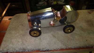 Coté  leviers extérieurs roues montées