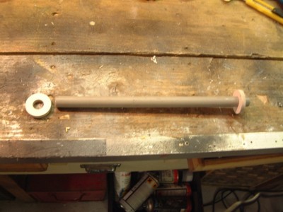 Tube intérieur avec les deux couples qui définiront la zone à remplir de mousse polyuréthane pour la flottabilité